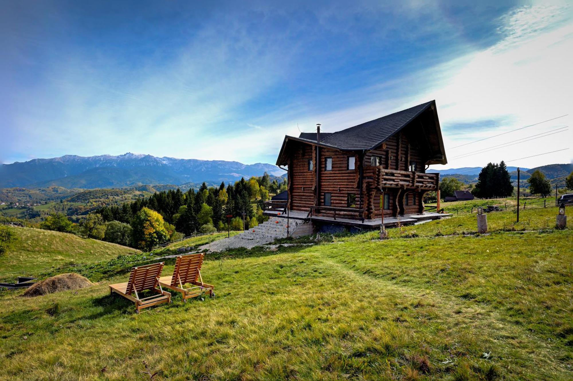 la Villa The Barn Şirnea Esterno foto